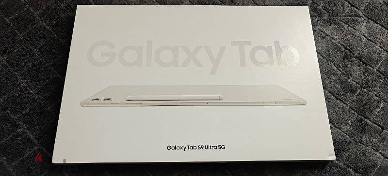 Monster Tablet-Samsung Galaxy Tablet S9 Ultra 5G New-Used Twice Only 16