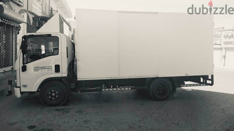 شاحنات لتأجير صندوق و برادات Truk for rent box & refrigerator 1