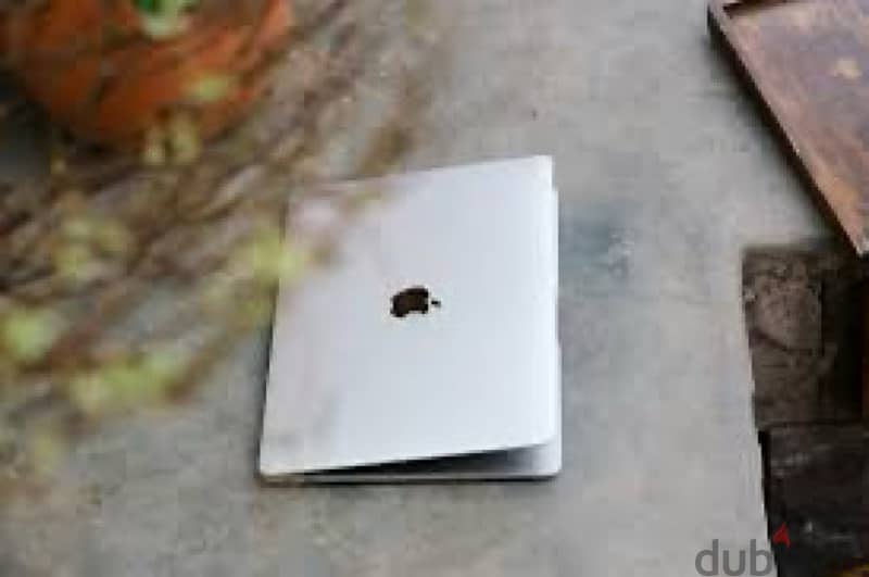 Mac Book M1 0