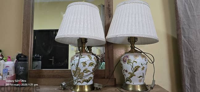 Side table lamp