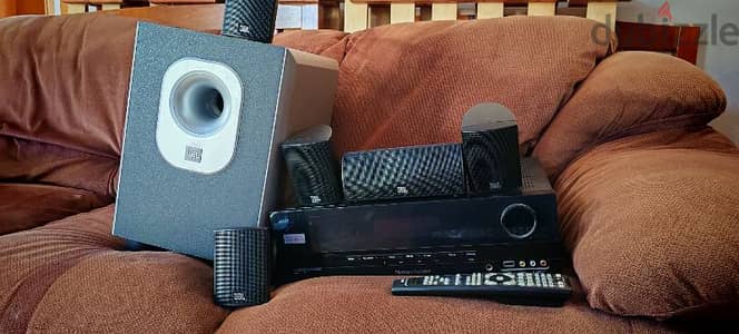 JBL sound bar with box and harmon/karbon Avr