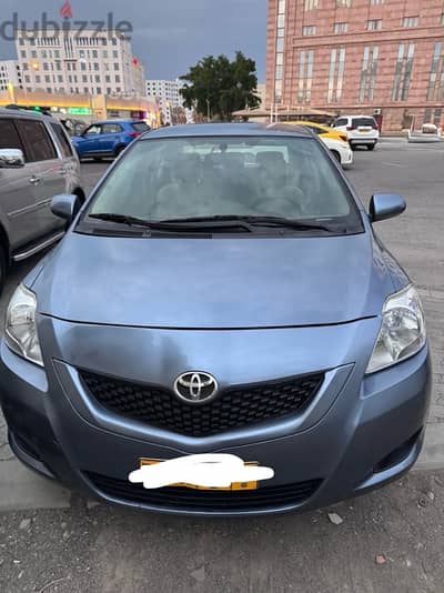 yaris 1.3 automatic Rent 110