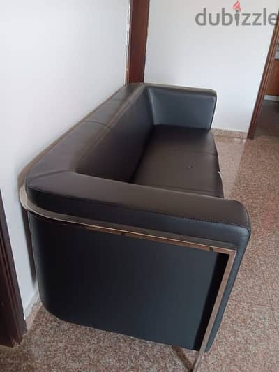 Ledar Sofa