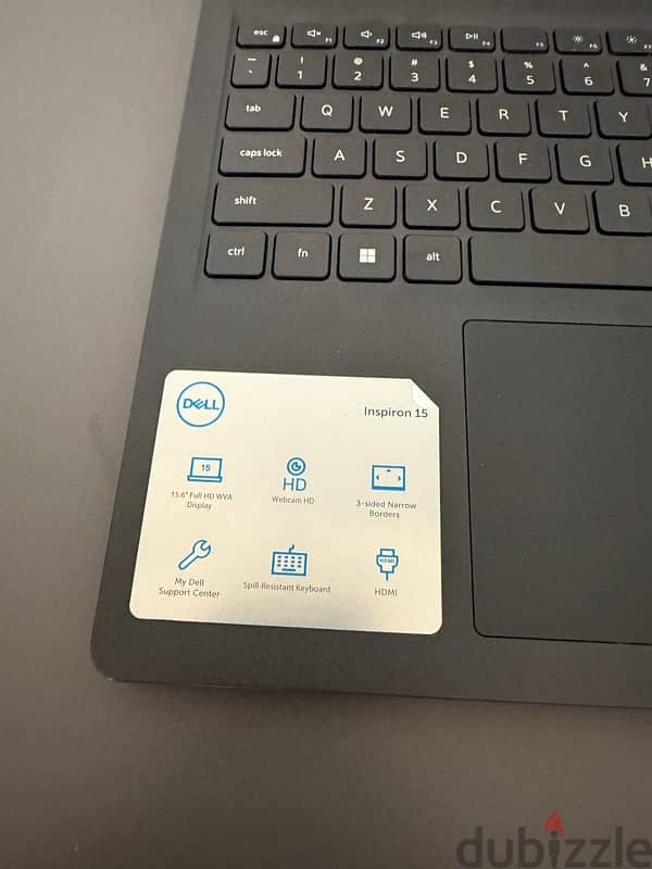 DELL I5 11th gen 8gb ram 256gb 15.6” 120hz 5