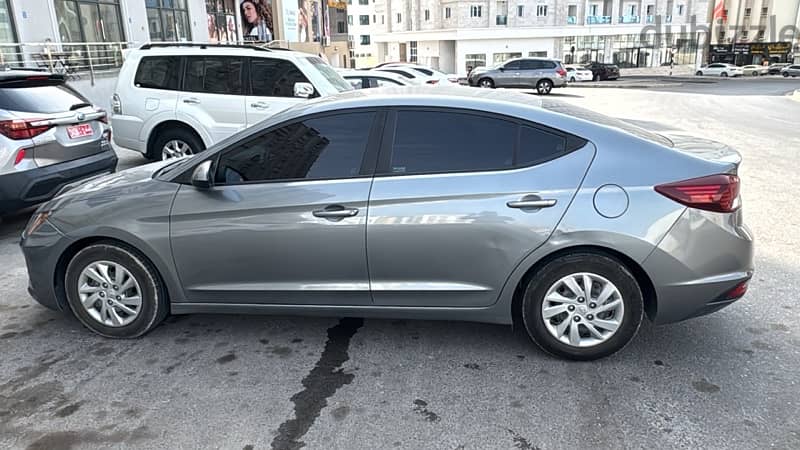 Hyundai Elantra for Rent ھايونداي لانترا للايجار 2