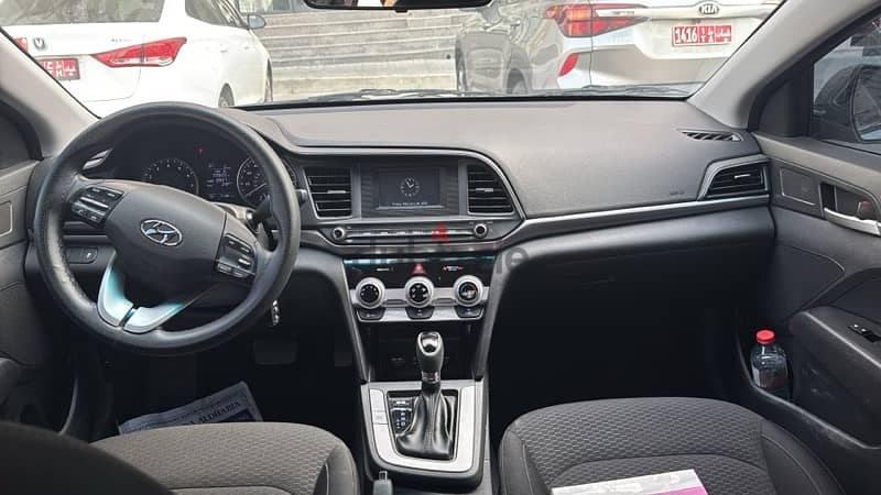 Hyundai Elantra for Rent ھايونداي لانترا للايجار 4