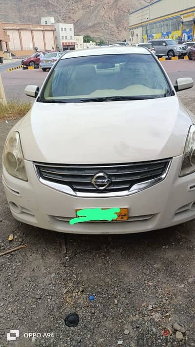 Nissan Altima 2012