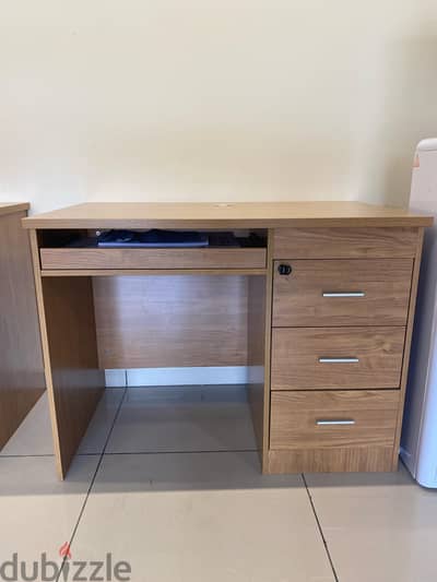 OFFICE/STUDY TABLE FOR SALE