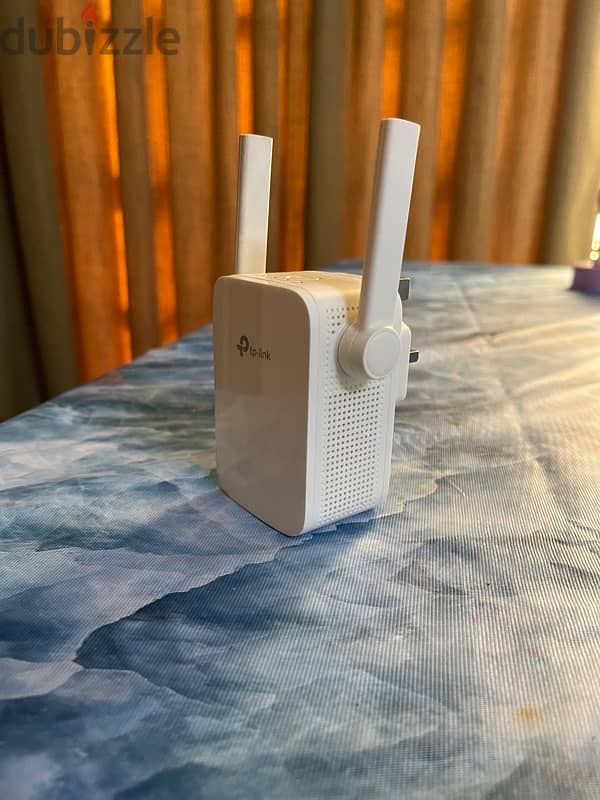 Wi Fi range extender 1