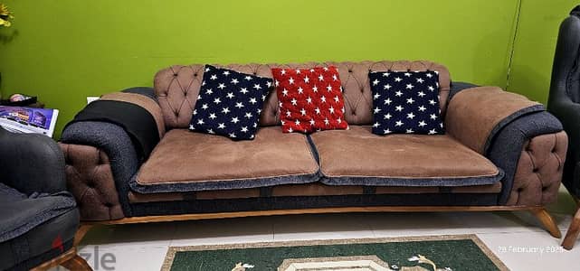 Sofa set