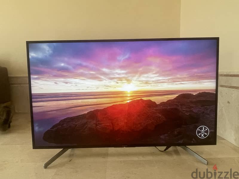 Sony tv smart 55 inch like new 5