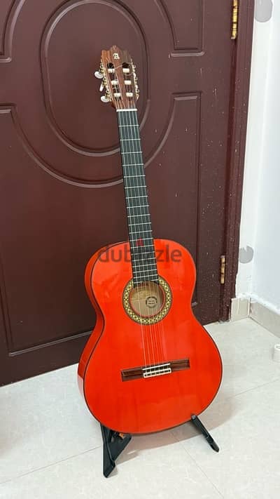 Alhambra 4FPure Flamenco Guitar with Pure Solid German Spruce Top