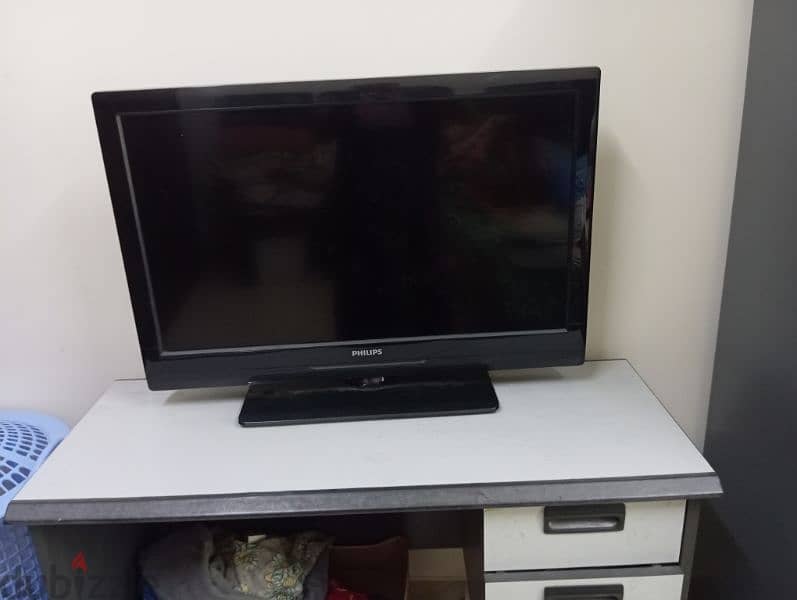 Philips tv used. . for sale. 0