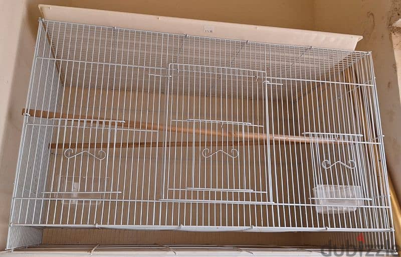 Bird Cage in good condition 1