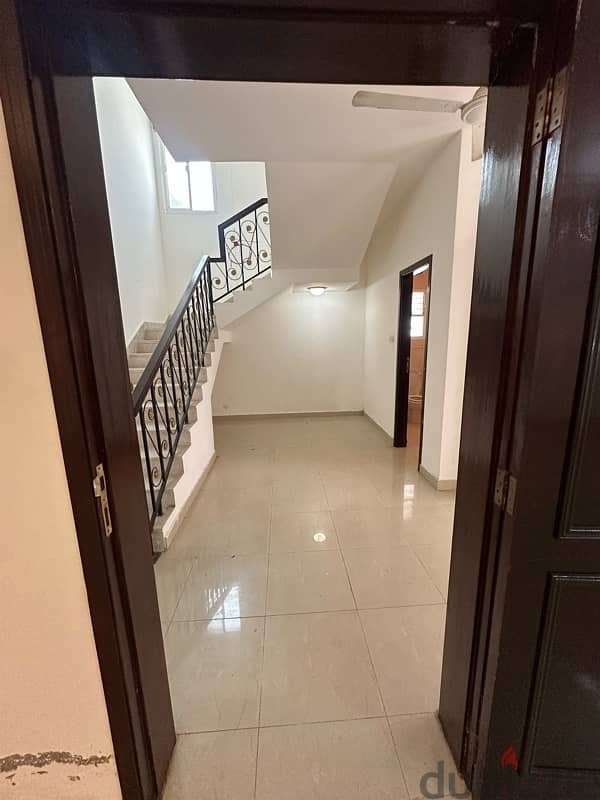 villa for rent in sohar korniesh 13