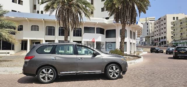 Nissan Pathfinder 2014