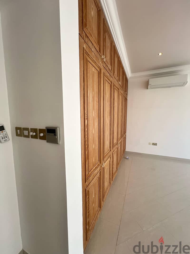 "SR-AV-342 Spacious Villa for Rent in Al Hail 12