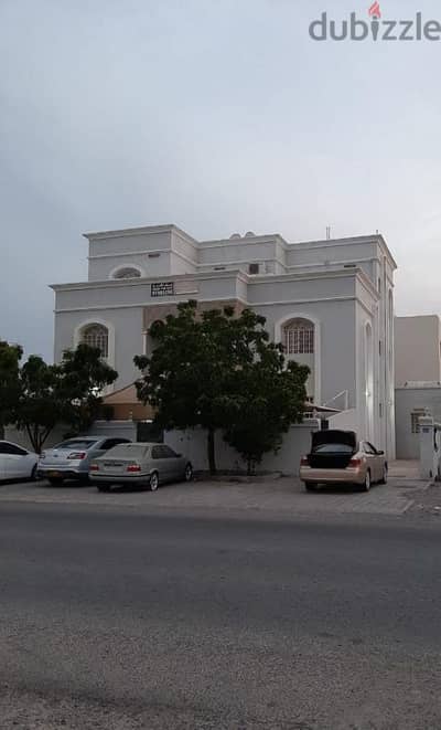 غرف للايجار الخوض السادسة Room for rent