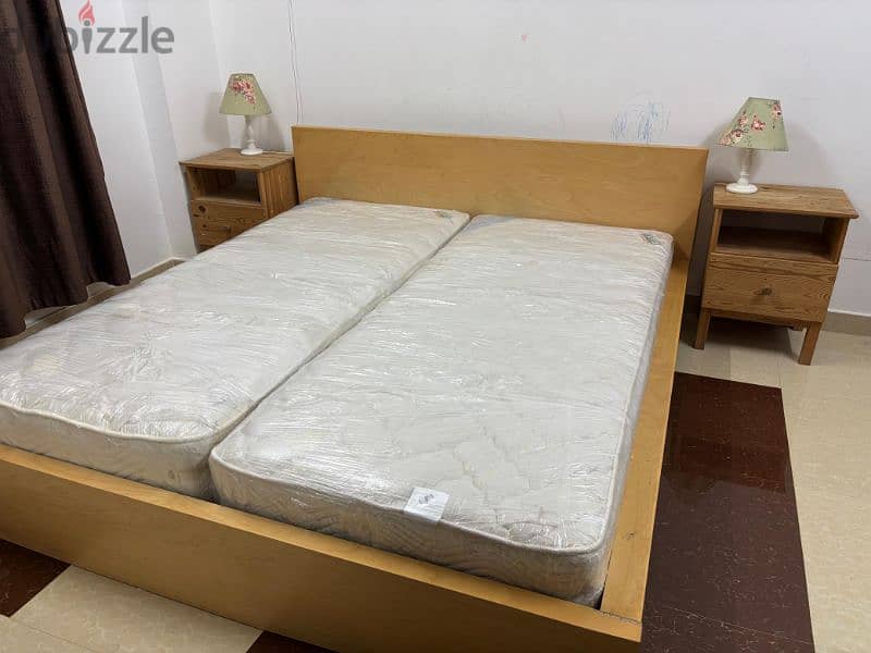 king size Cot Good matress & side stand Set all For Sale !!! 1