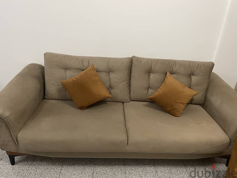 Sofa set for sale under warranty 0