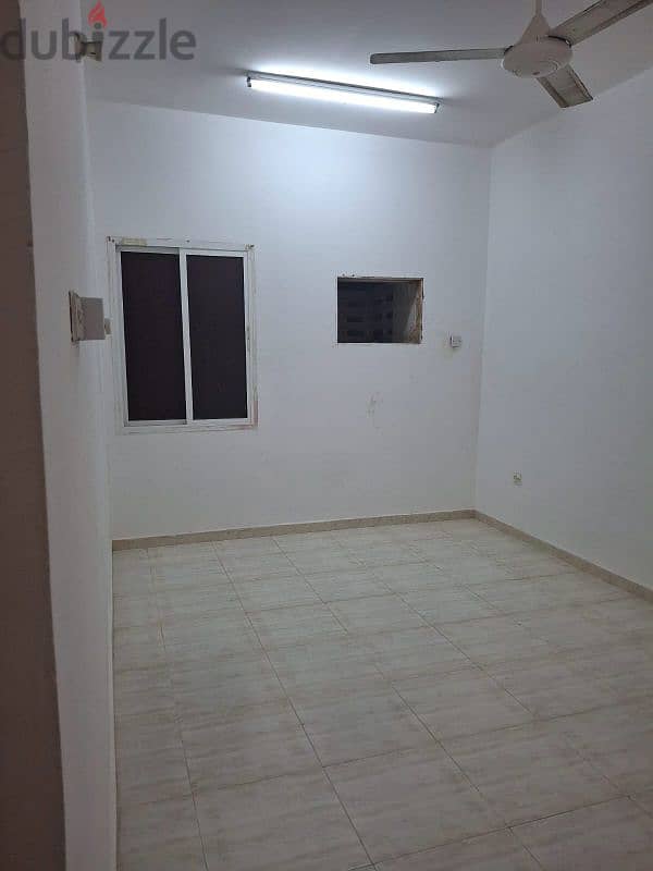 Room for Rent in Al Hail North 1