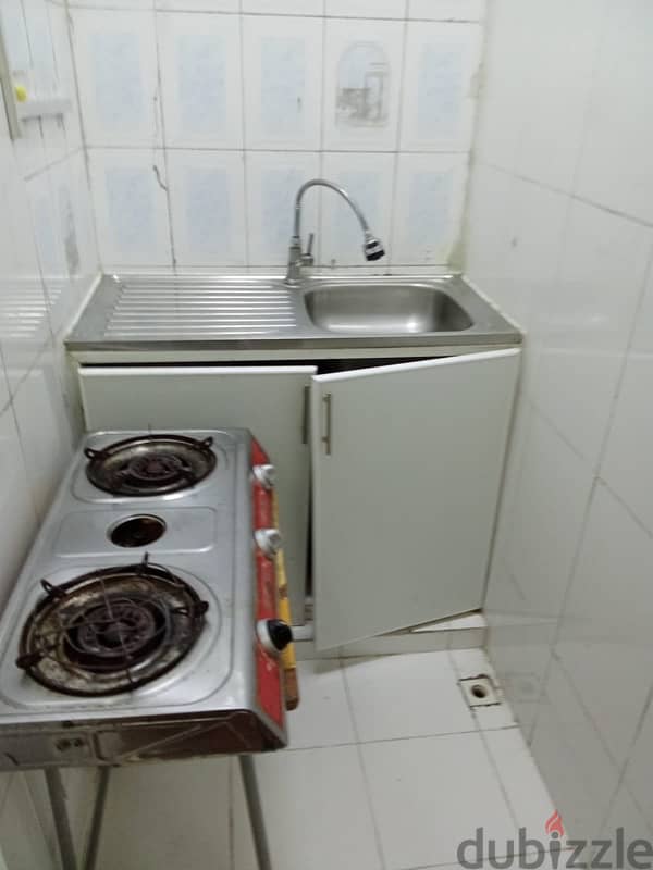 Rooms and studio for rent in alkhwair 3