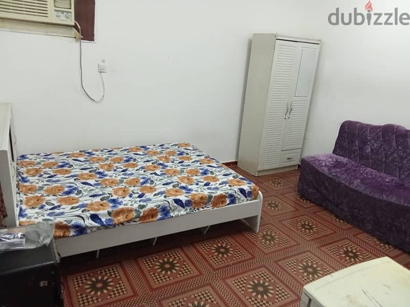 Rooms and studio for rent in alkhwair 4