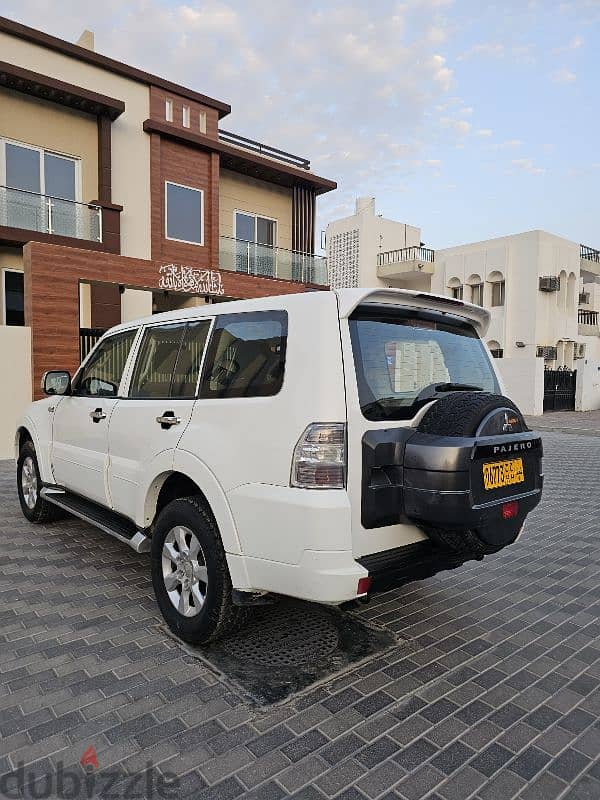 Mitsubishi Pajero Full Automatic,Family used,Good Condition. 0