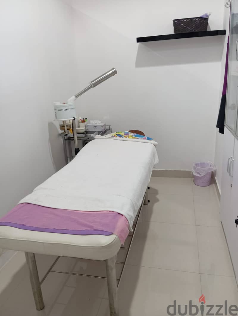 Ladies Beauty Salon (Beauty Parlor)  for Sale 2