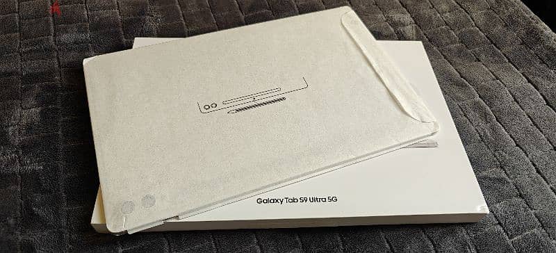 Super Slim Samsung S9 Ultra 5G Cellular Tablet Brand New-Few Time Used 11