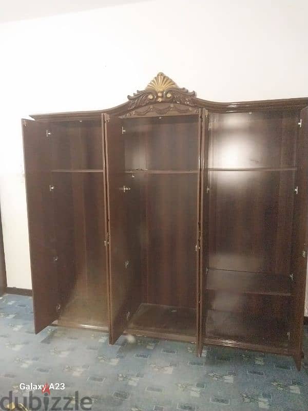 6 door cupboard for sale 1