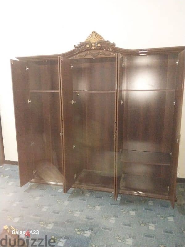 6 door cupboard for sale 2