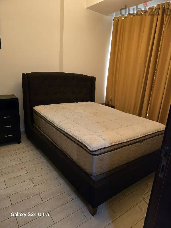 1BHK full furnished 1