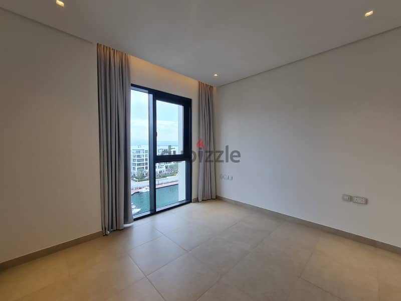 2 BR Luxury Apartment | Al Mouj | Marina & Sea View 10