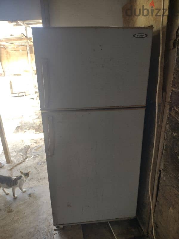 SANYO REFRIGERATOR DUBAL DOOR 0