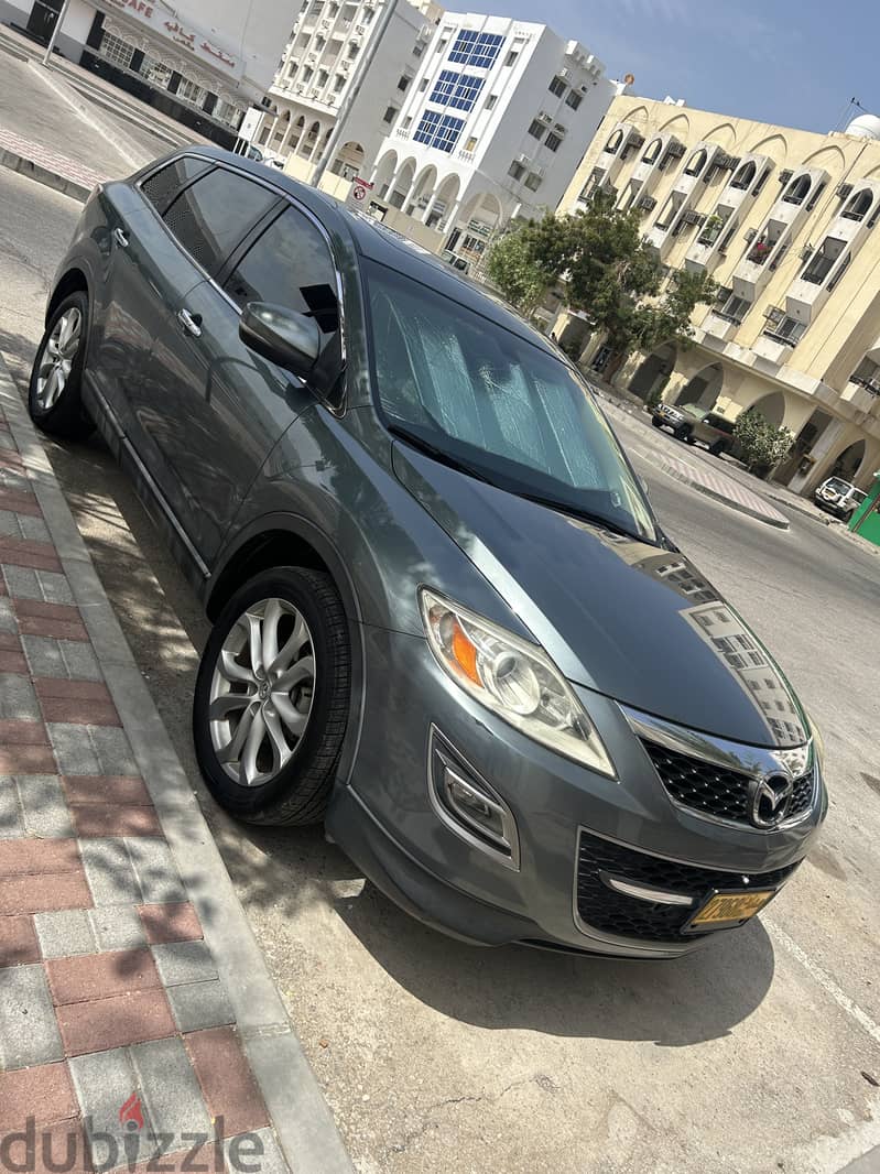 Mazda CX-9 2011 AWD expat driven and very well maintained 0