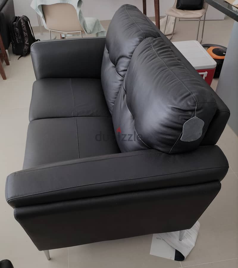 2-Seater Genuine Leather Sofas (2 no. ). 4