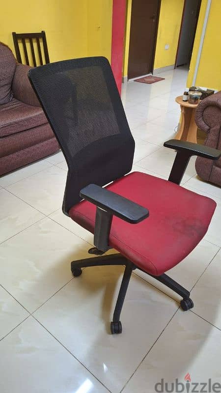 Height Adjustable Chair with Wheels and Good Backrest – Slightly Used 1