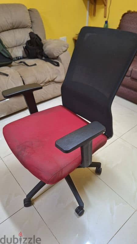 Height Adjustable Chair with Wheels and Good Backrest – Slightly Used 2