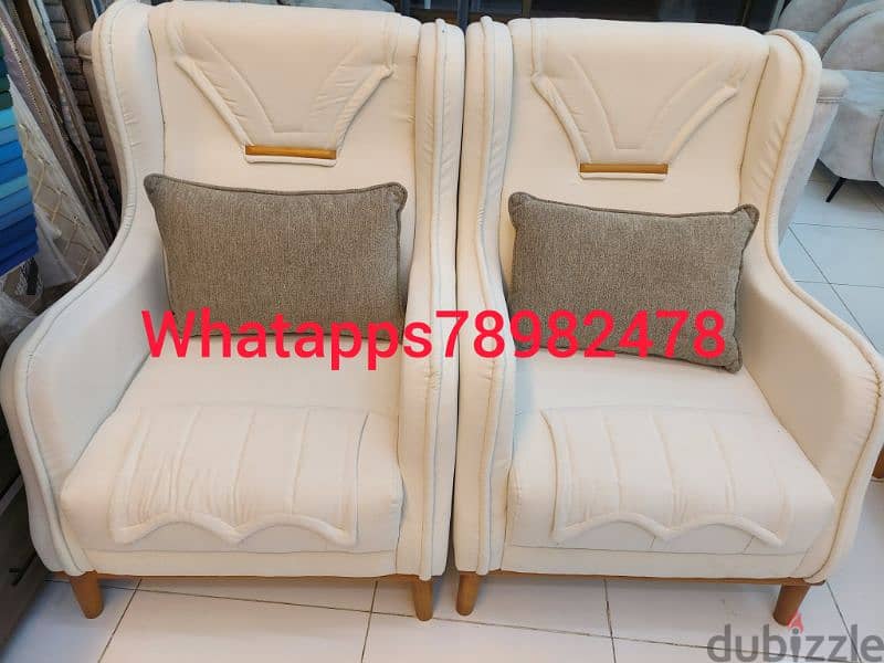 new sofa 8th seater 240 rial 4