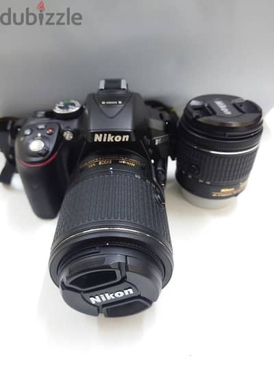 Nikon D5300 DSLR very light used complete package