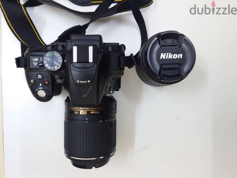 Nikon D5300 DSLR very light used complete package 4