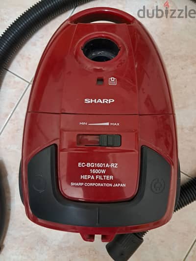 Rush Sale Sharp Vacuum. 10 OMR fixed