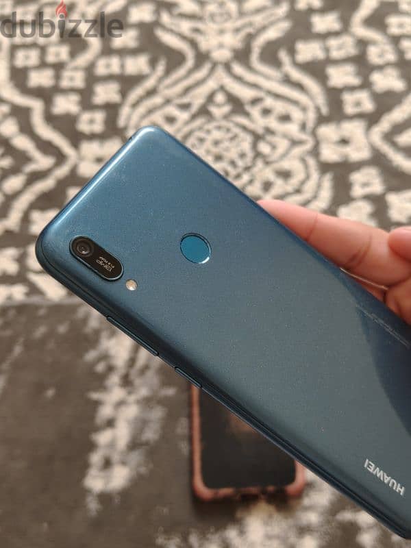 Huawei y6 prime 2019 32gb 2gb for sale or exchange 1