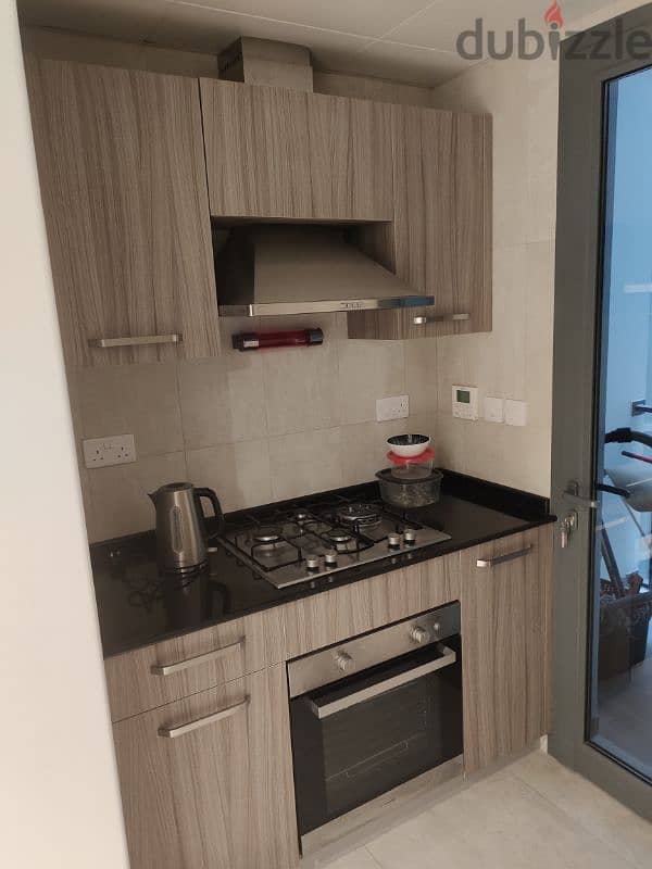 شقة للايجار بالقرب من مسقط هيلز. Flat for rent near Muscat hills, BLV 3