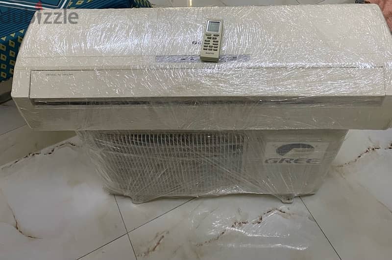 Ac gree 1.5 tan good conditions  1