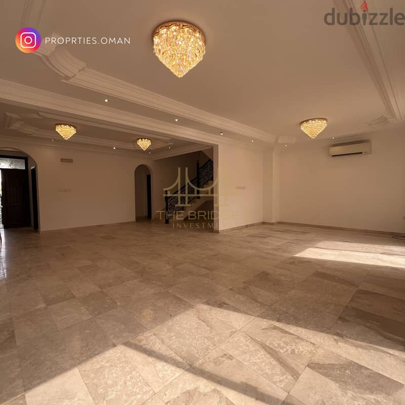 Beautiful 5 BR Villa Available for Rent in Madinat Al Ilam 2