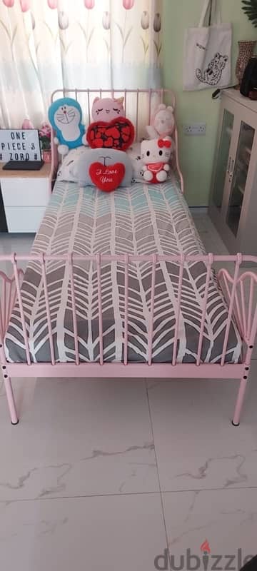 kids bed 1