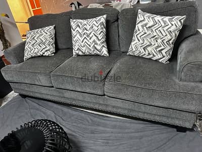 2 peice sofa set ( from pan emirates )