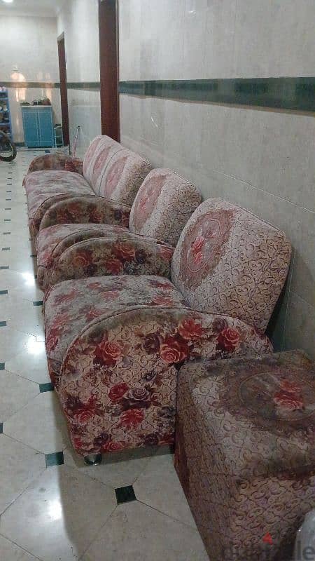 5 seater Sofa set 0